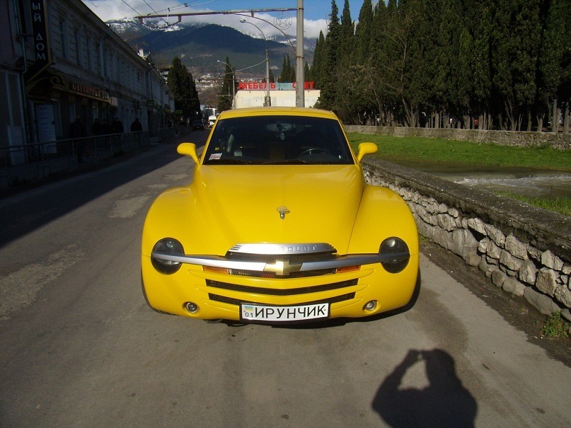 Chevrolet SSR Yellow